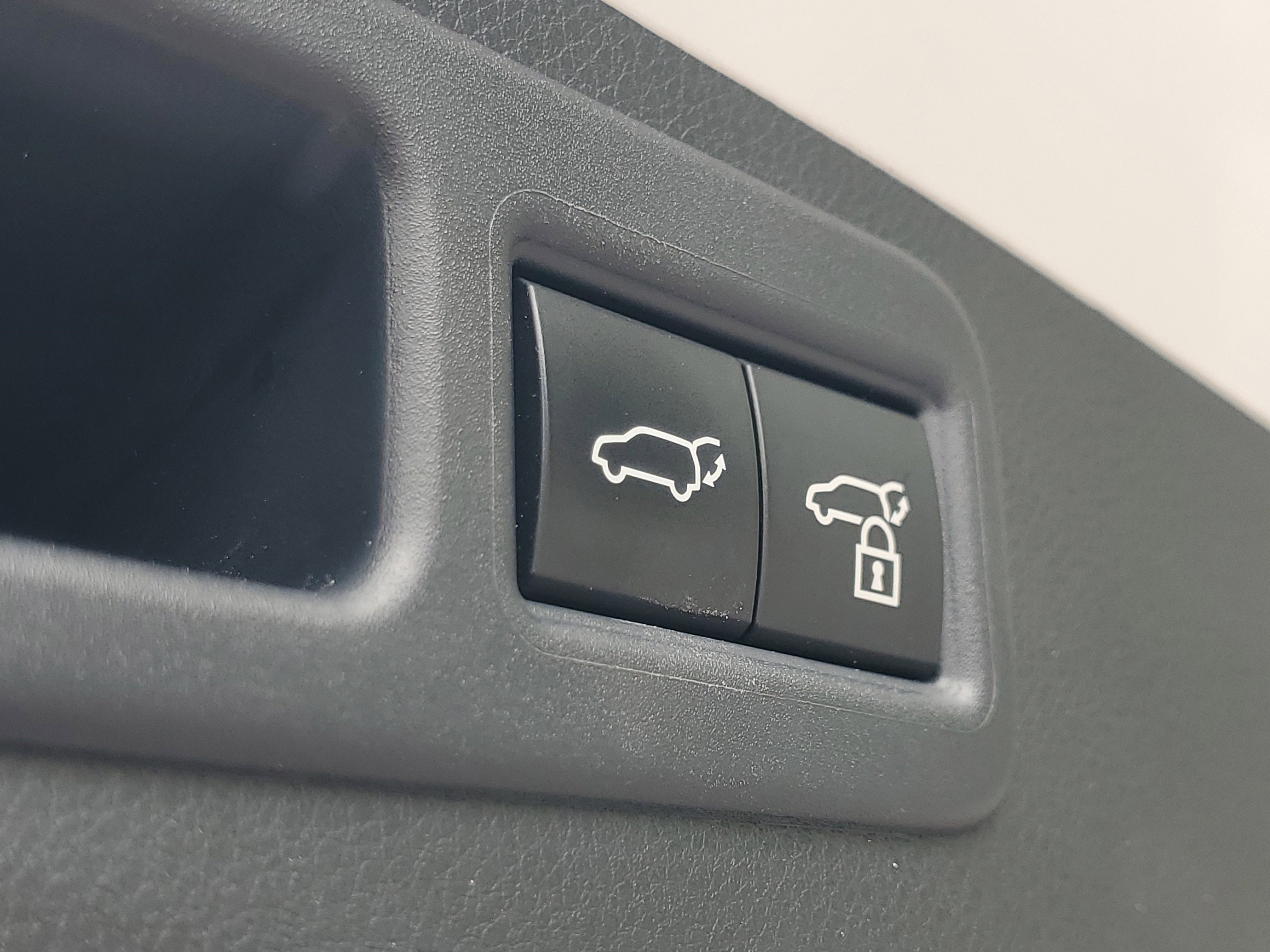 Used 2025 Lexus RX 350h w/ Accessory Package (K3) image 9