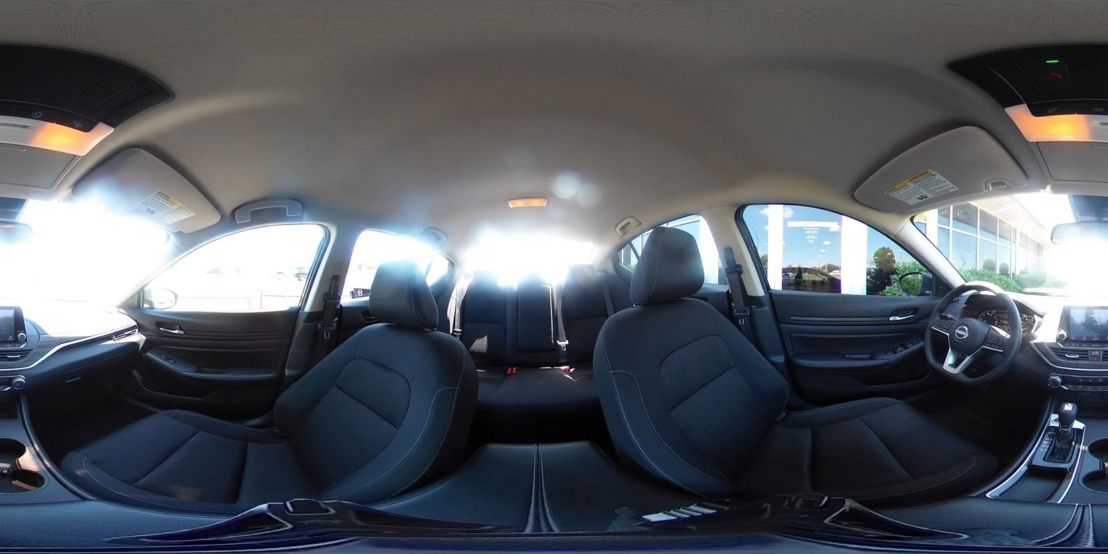 Used 2025 Nissan Altima 2.5 SV FWD image 42