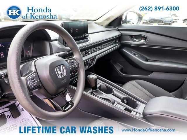 Used 2024 Honda Accord EX image 11