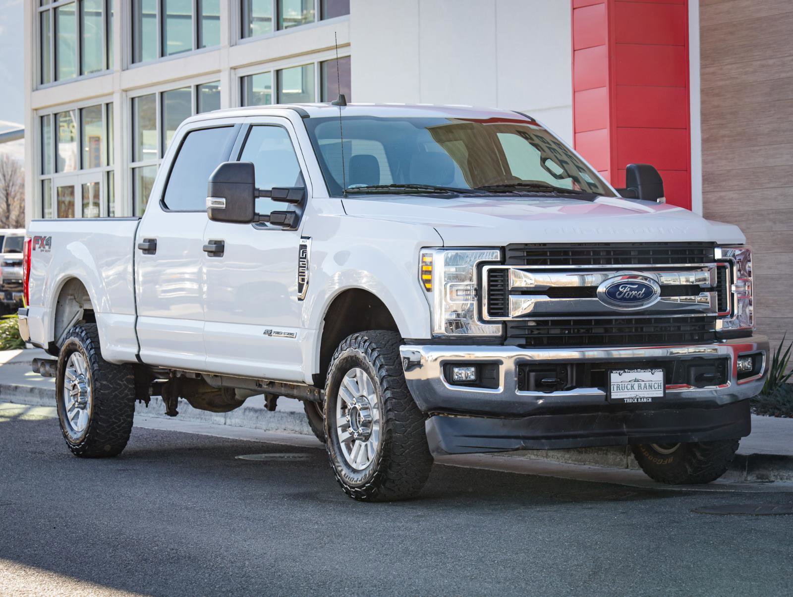 Used 2019 Ford F250 XLT w/ XLT Value Package image 1