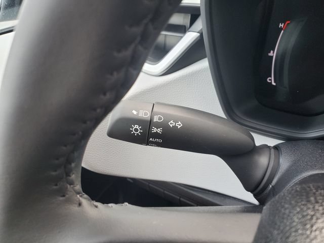 New 2026 Toyota Corolla SE FWD image 18