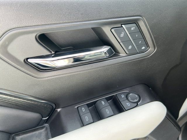 Used 2024 GMC Canyon AT4X w/ AT4X AEV Edition AWD/4WD image 14
