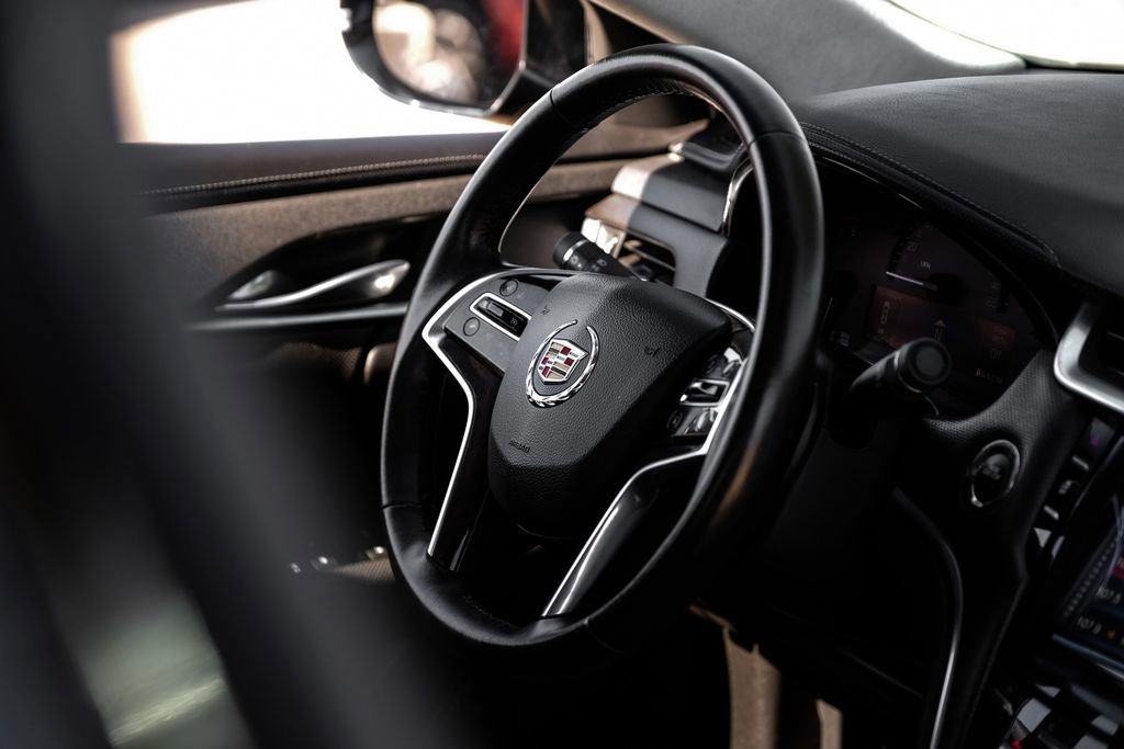 Used 2015 Cadillac XTS Limousine image 13