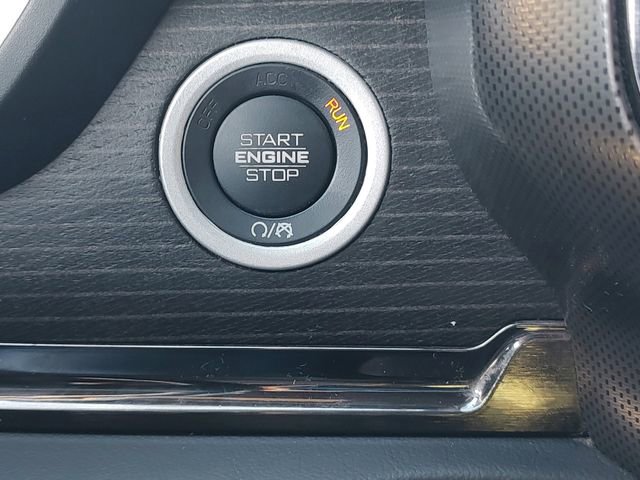 Certified 2022 RAM 1500 Limited w/ Off Road Group image 21