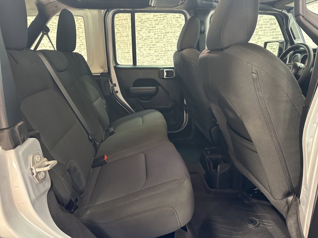 Used 2023 Jeep Wrangler Willys image 12