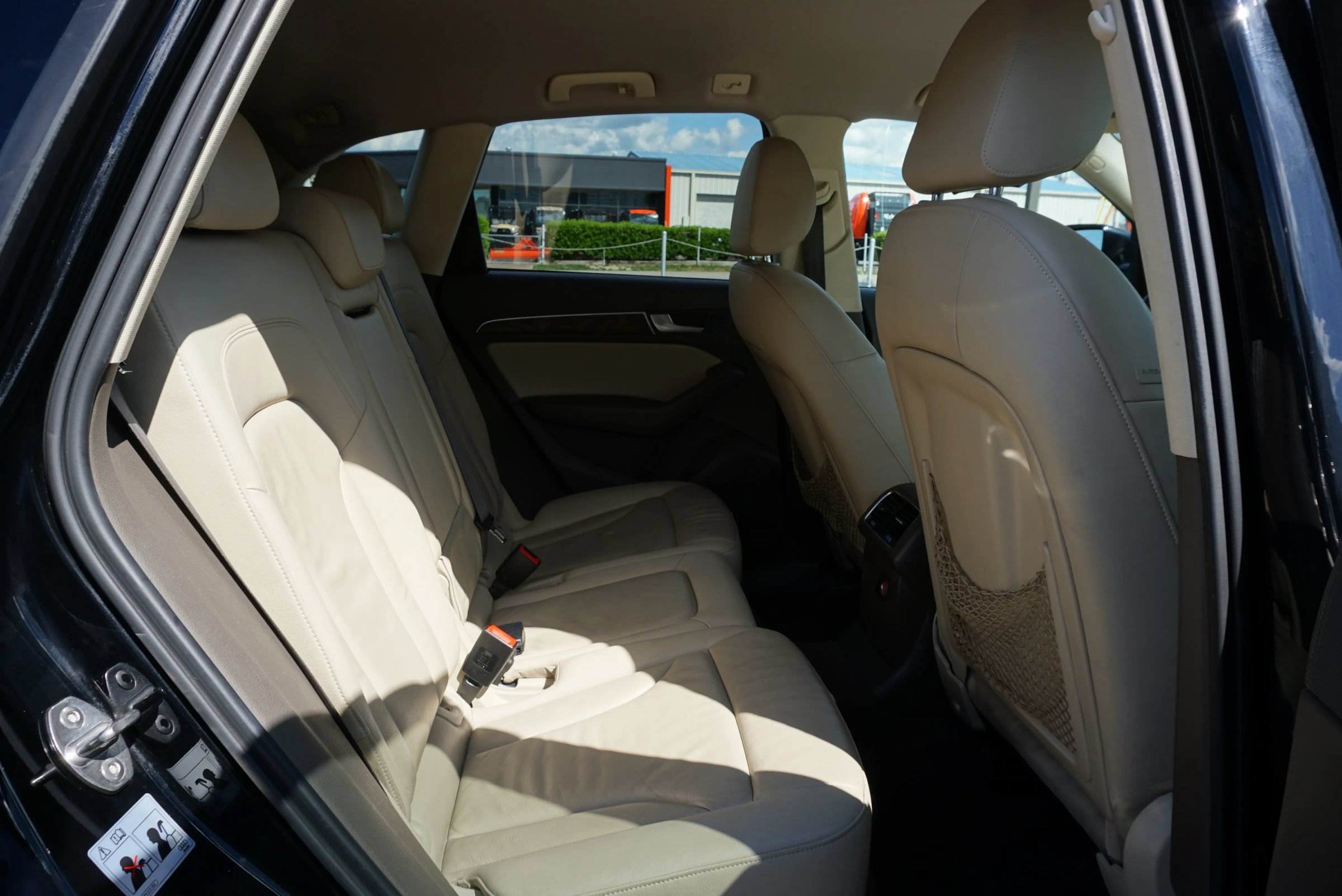 Used 2013 Audi Q5 2.0T Premium w/ Convenience Pkg AWD/4WD image 21