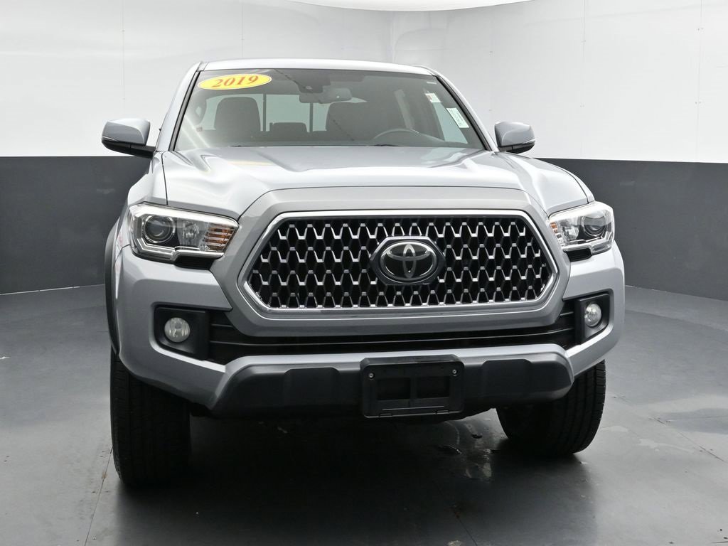 Used 2019 Toyota Tacoma TRD Off-Road image 3