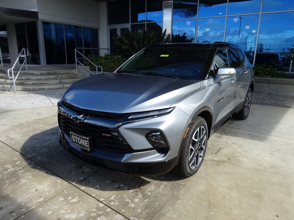 New 2026 Chevrolet Blazer RS w/ Driver Confidence II Package FWD image 3