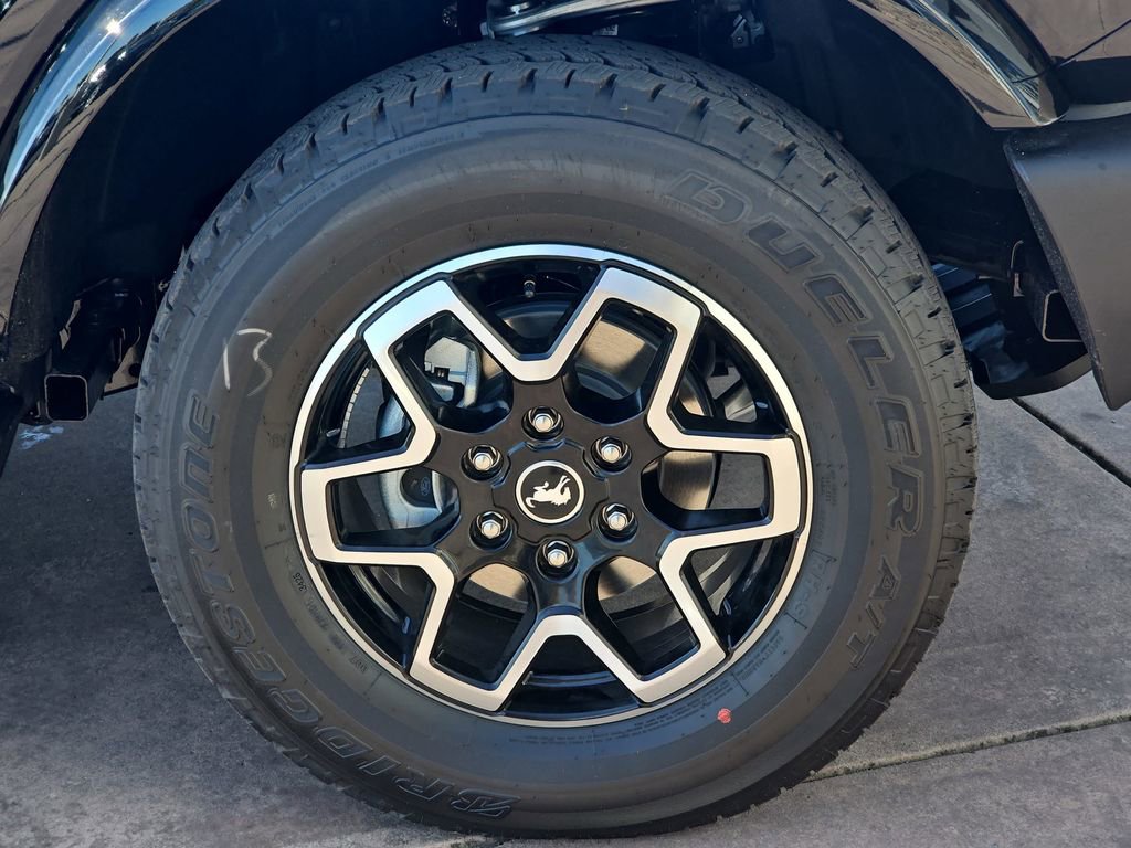 New 2025 Ford Bronco Outer Banks image 39