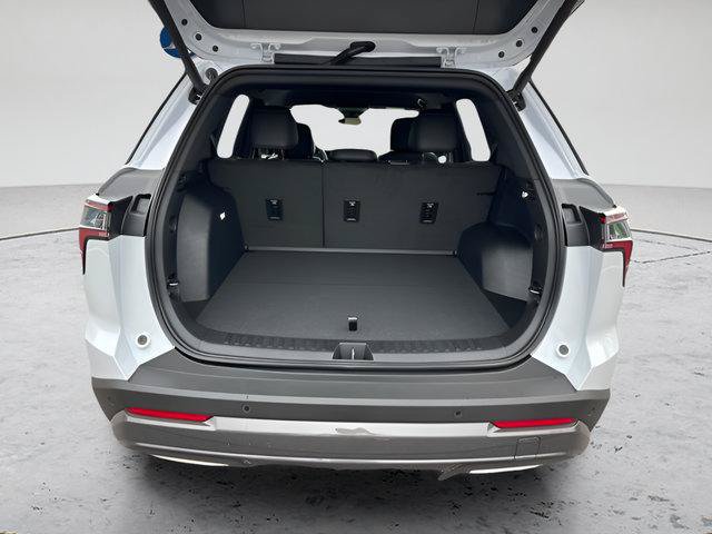 New 2026 Chevrolet Equinox ACTIV w/ Convenience Package III AWD/4WD image 7