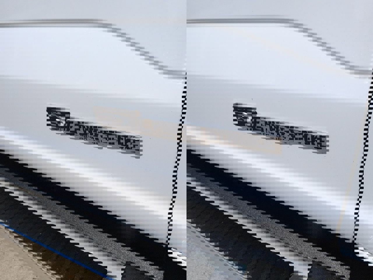 Used 2023 Ford F450 Lariat AWD/4WD image 7