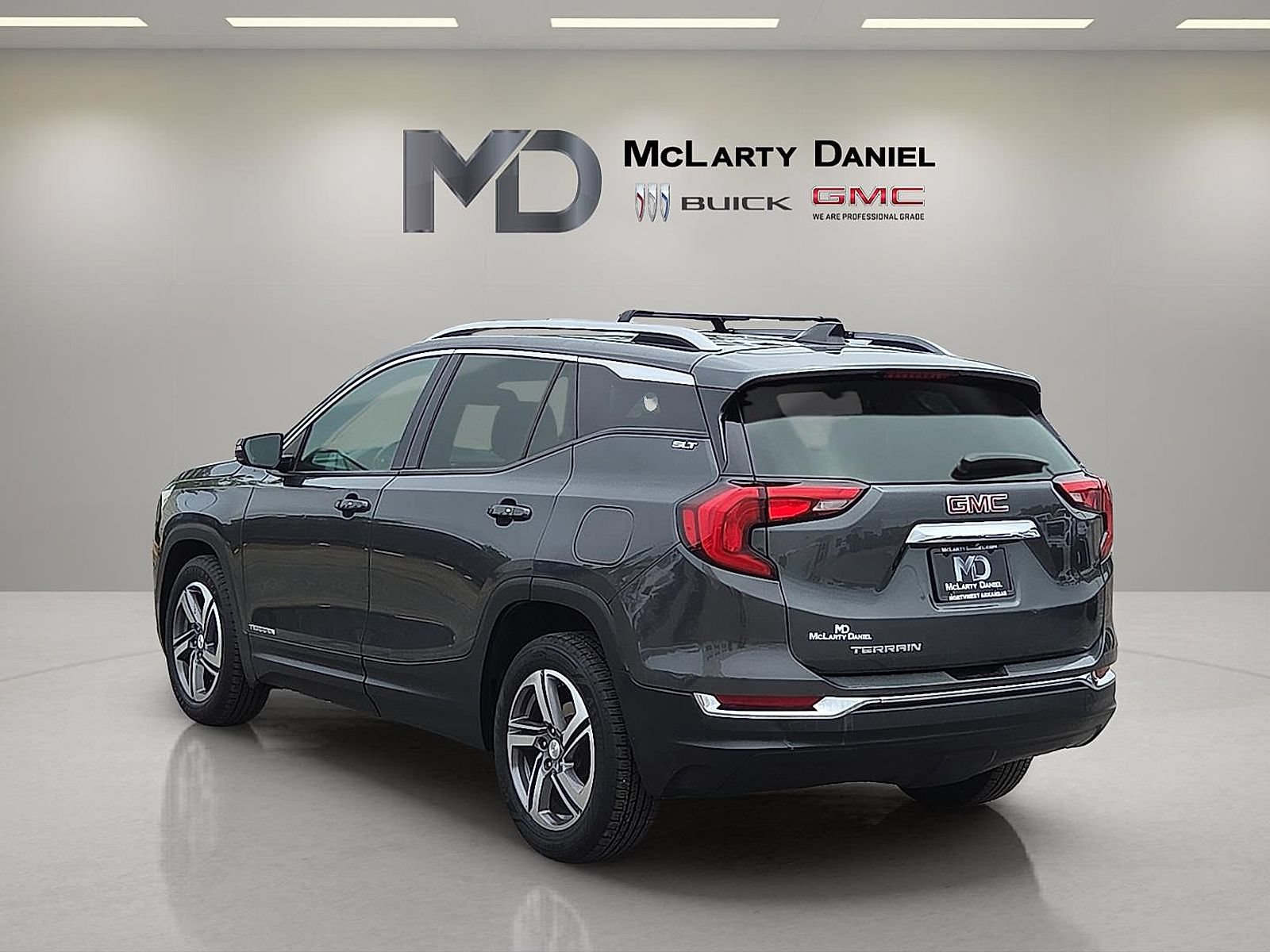 Certified 2020 GMC Terrain SLT FWD image 13