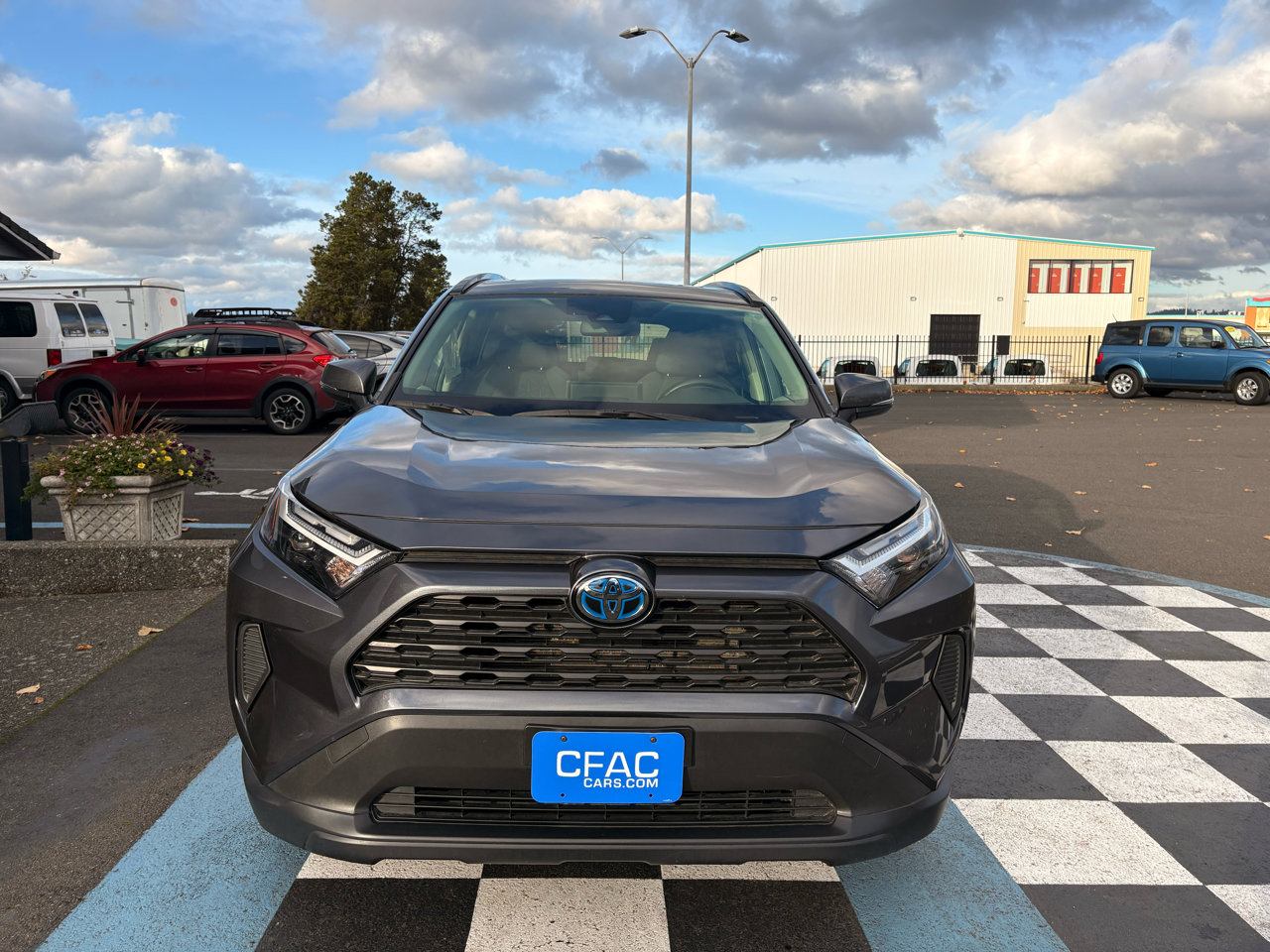 Used 2024 Toyota RAV4 XLE image 5