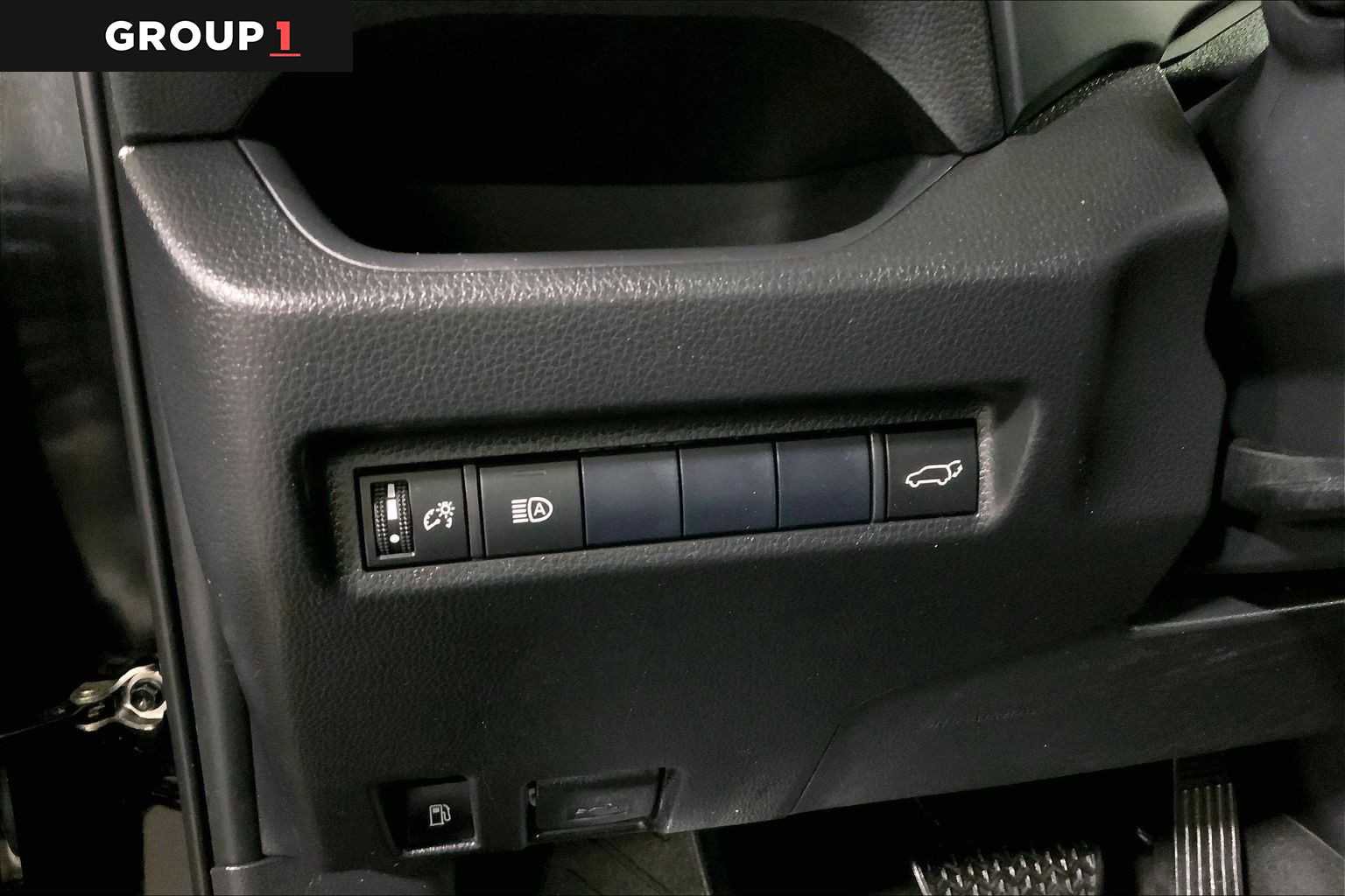 Used 2021 Toyota RAV4 SE AWD/4WD image 35