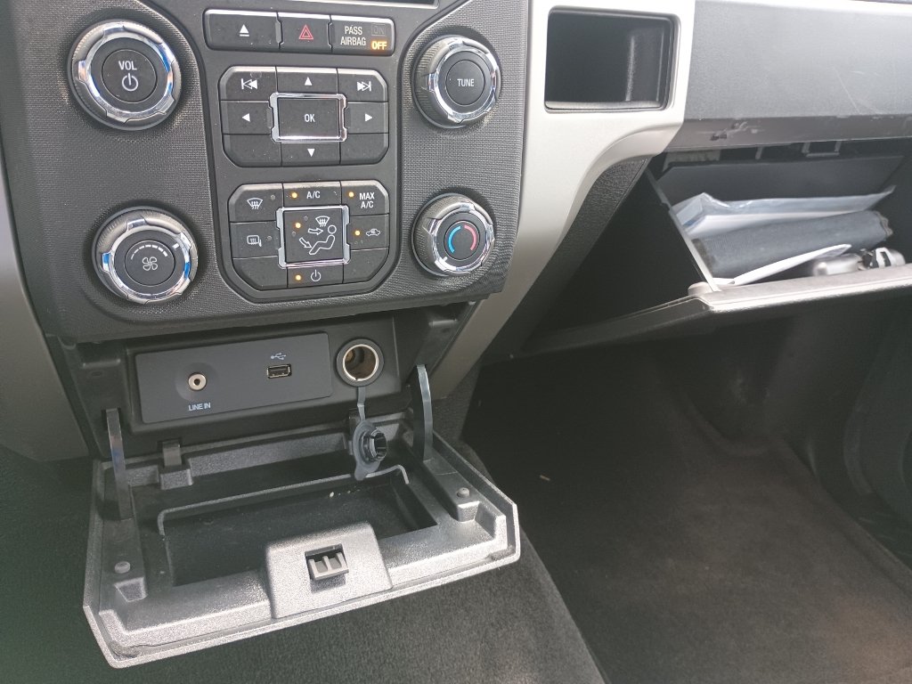 Used 2013 Ford F150 XLT w/ Mid Equipment Group RWD image 23