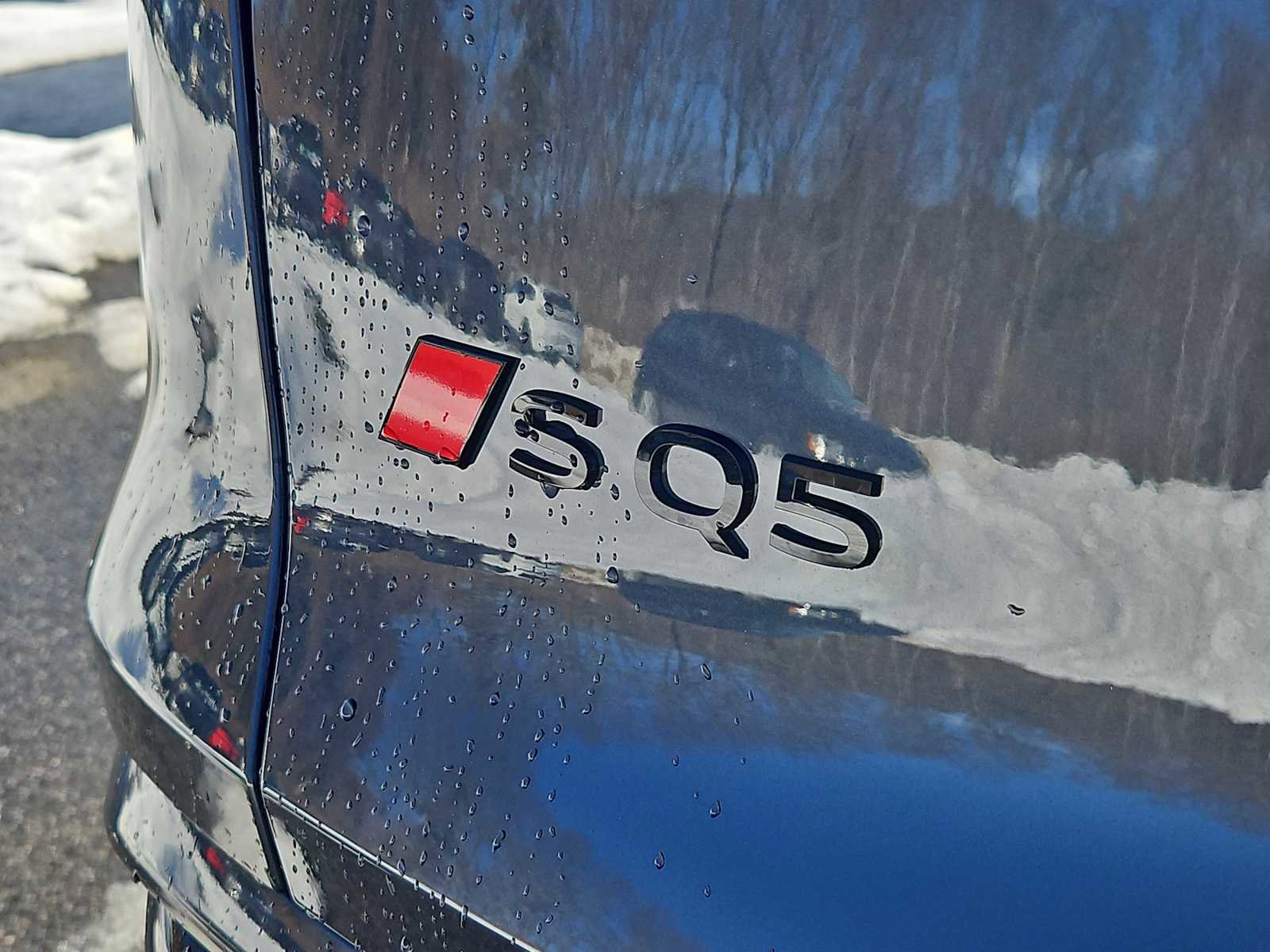 New 2025 Audi SQ5 Premium Plus image 6