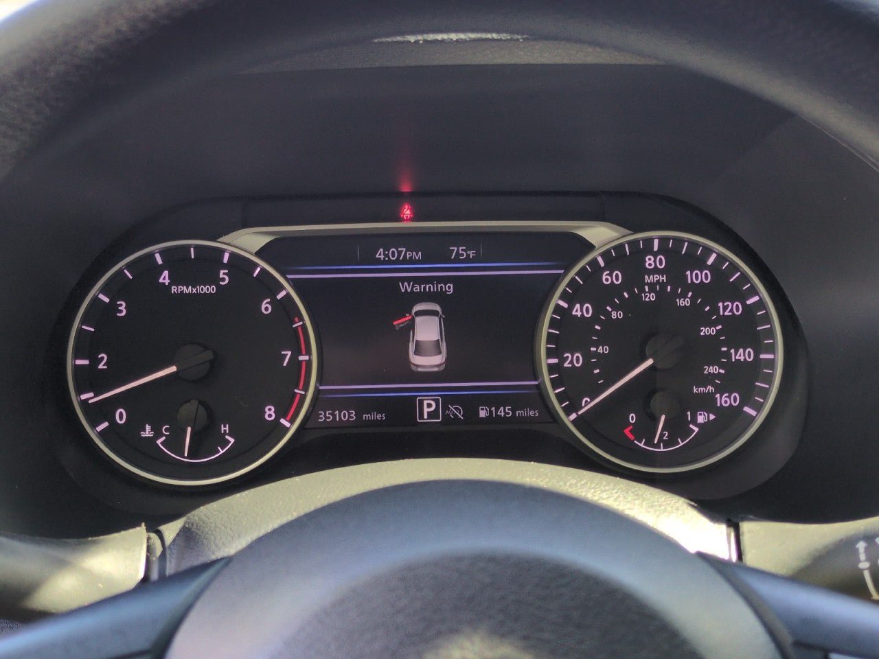 Used 2025 Nissan Sentra SV FWD image 17