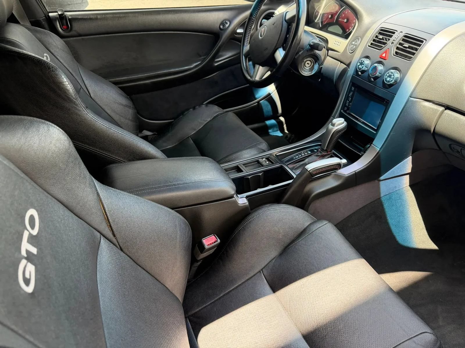 Used 2004 Pontiac GTO RWD image 21
