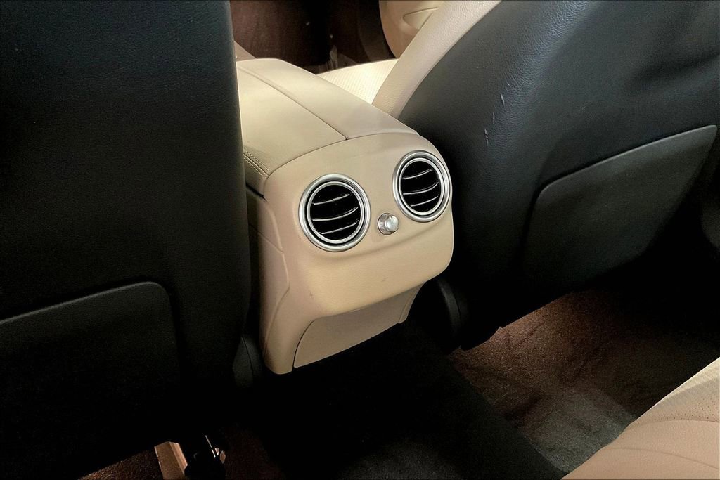 Used 2021 Mercedes-Benz C 300 4MATIC Sedan image 10