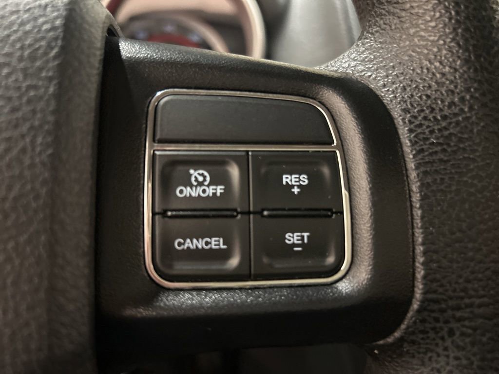 Used 2020 Dodge Journey SE w/ Blacktop Package FWD image 24