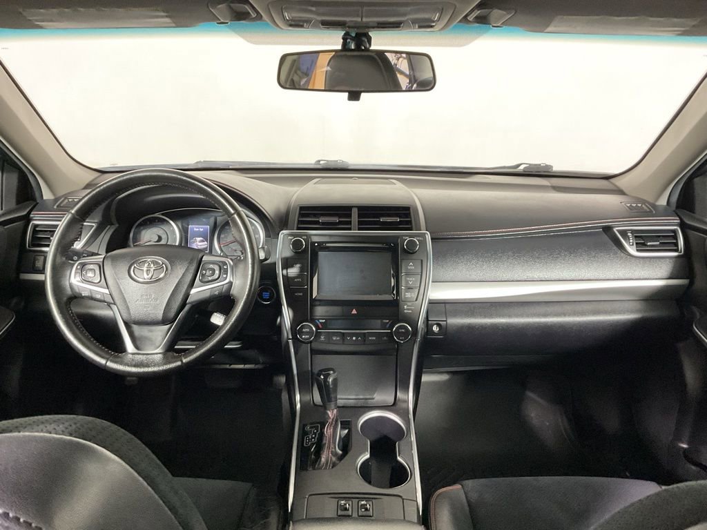 Used 2015 Toyota Camry XSE w/ Moonroof Package image 21