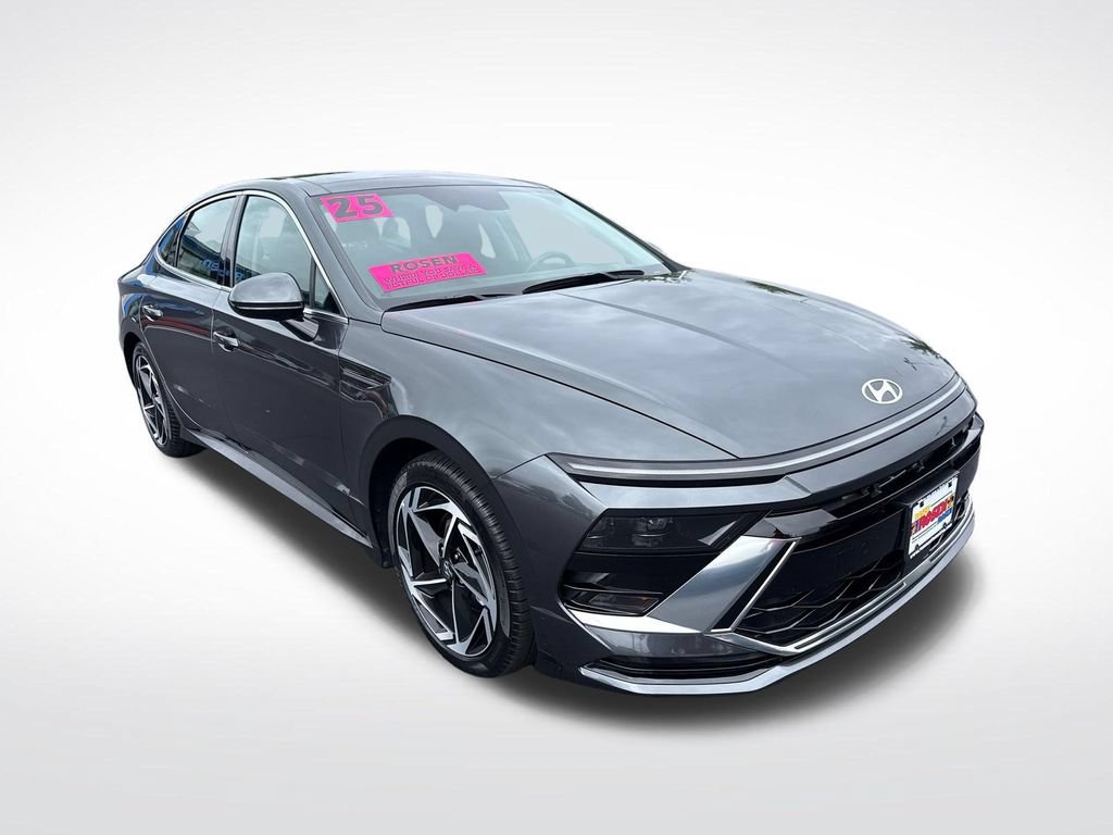 Certified 2025 Hyundai Sonata SEL FWD image 7