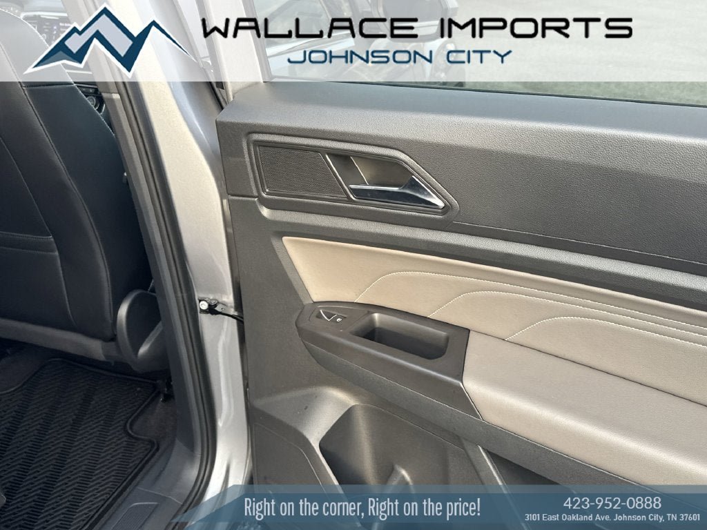 Used 2022 Volkswagen Atlas Cross Sport SEL AWD/4WD image 42