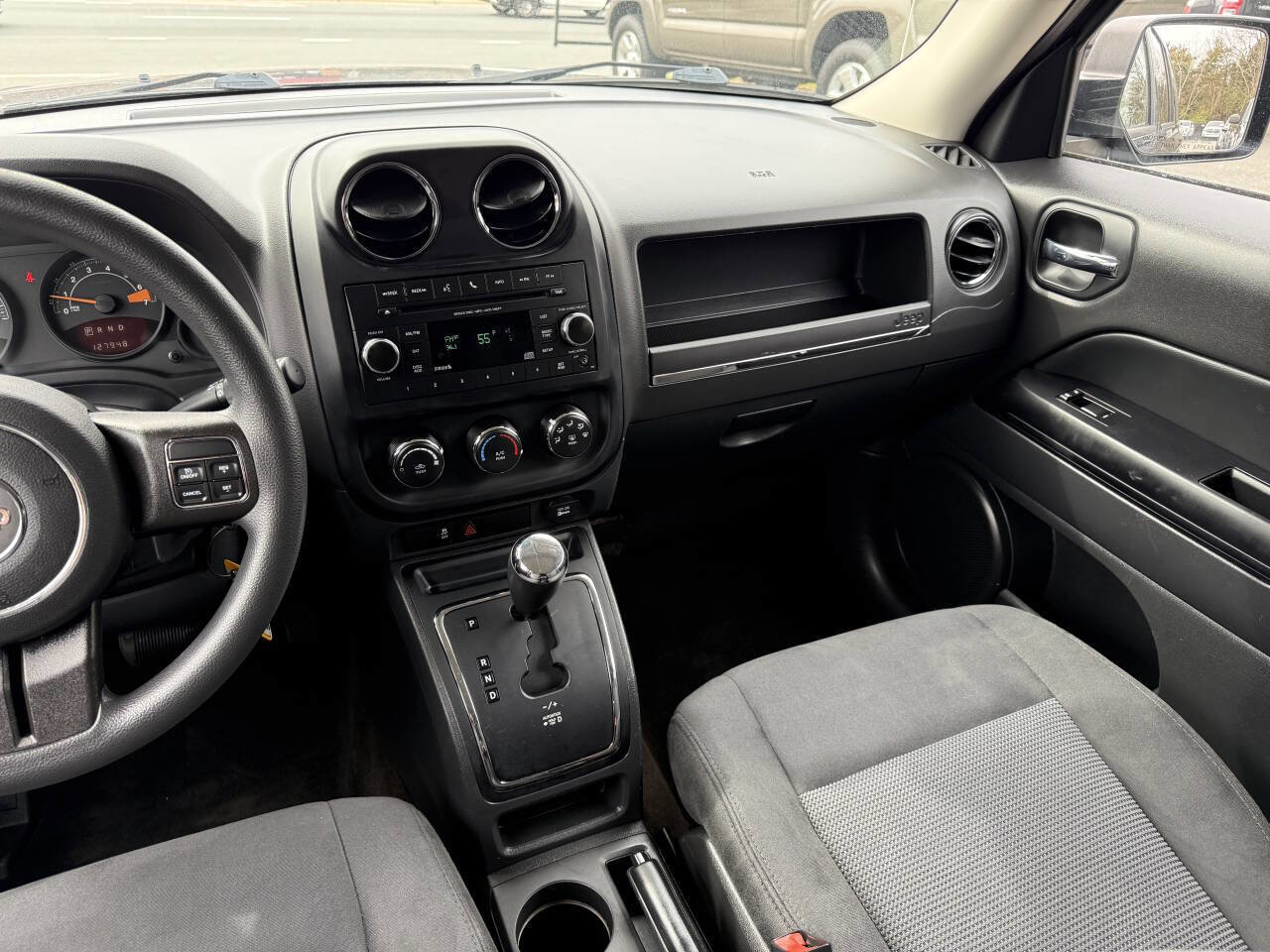 Used 2015 Jeep Patriot Sport w/ Power Value Group image 19