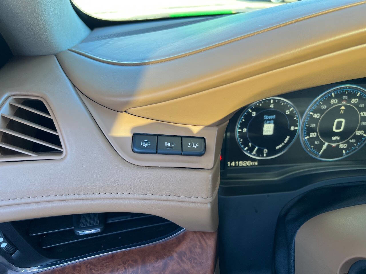 Used 2015 Cadillac Escalade ESV Platinum AWD/4WD image 14