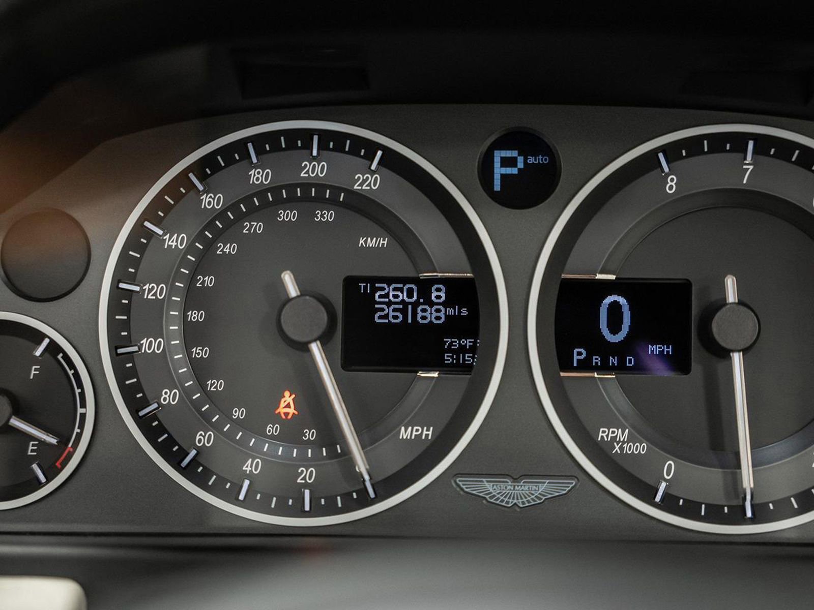 Used 2015 Aston Martin DB9 Volante image 54