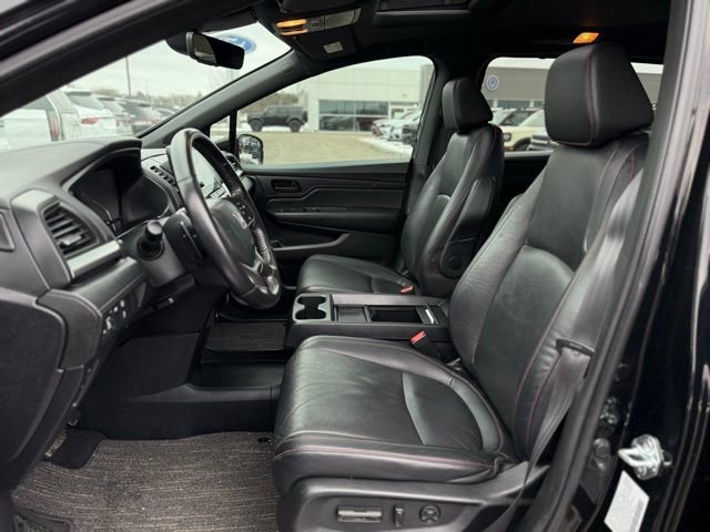 Used 2024 Honda Odyssey Sport image 12