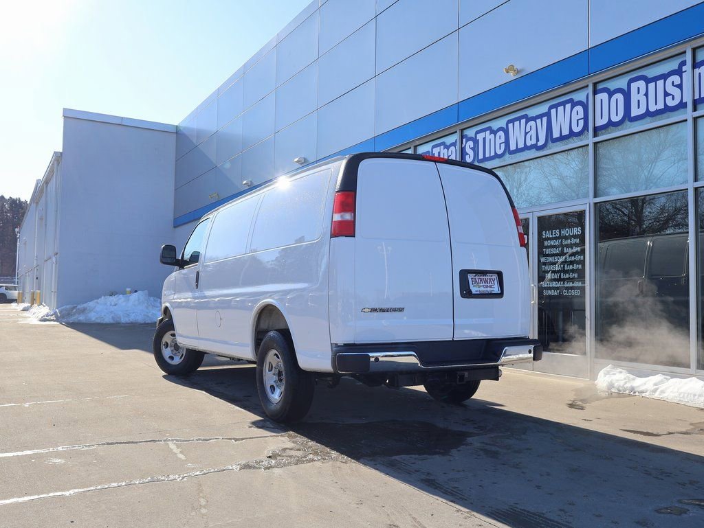 New 2025 Chevrolet Express 2500 w/ Driver Convenience Package image 26