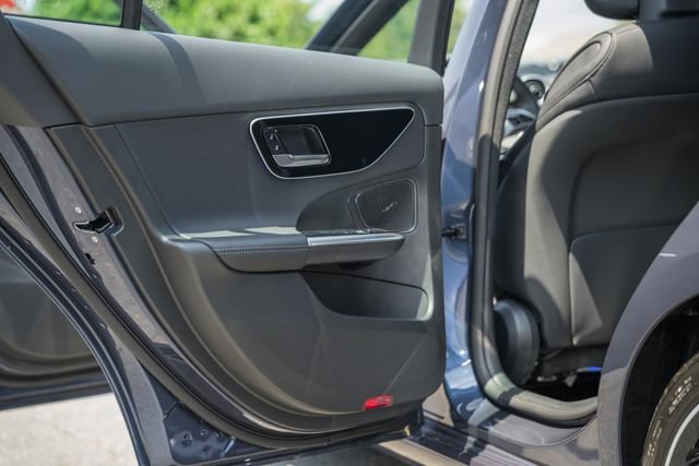 New 2026 Mercedes-Benz C 300 4MATIC Sedan image 36