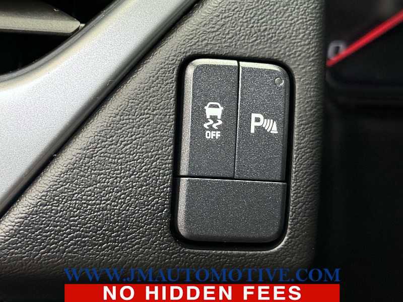 Used 2018 Chevrolet Tahoe LS image 32