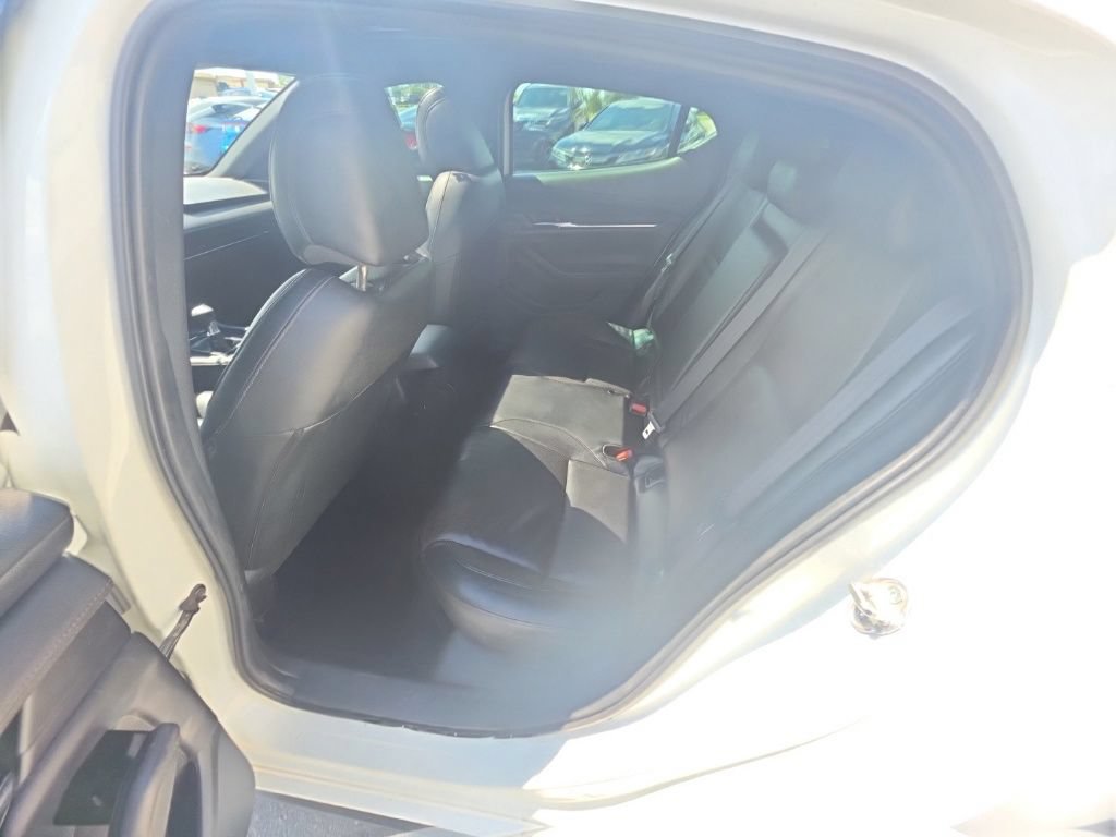 Used 2019 MAZDA MAZDA3 Hatchback FWD image 26