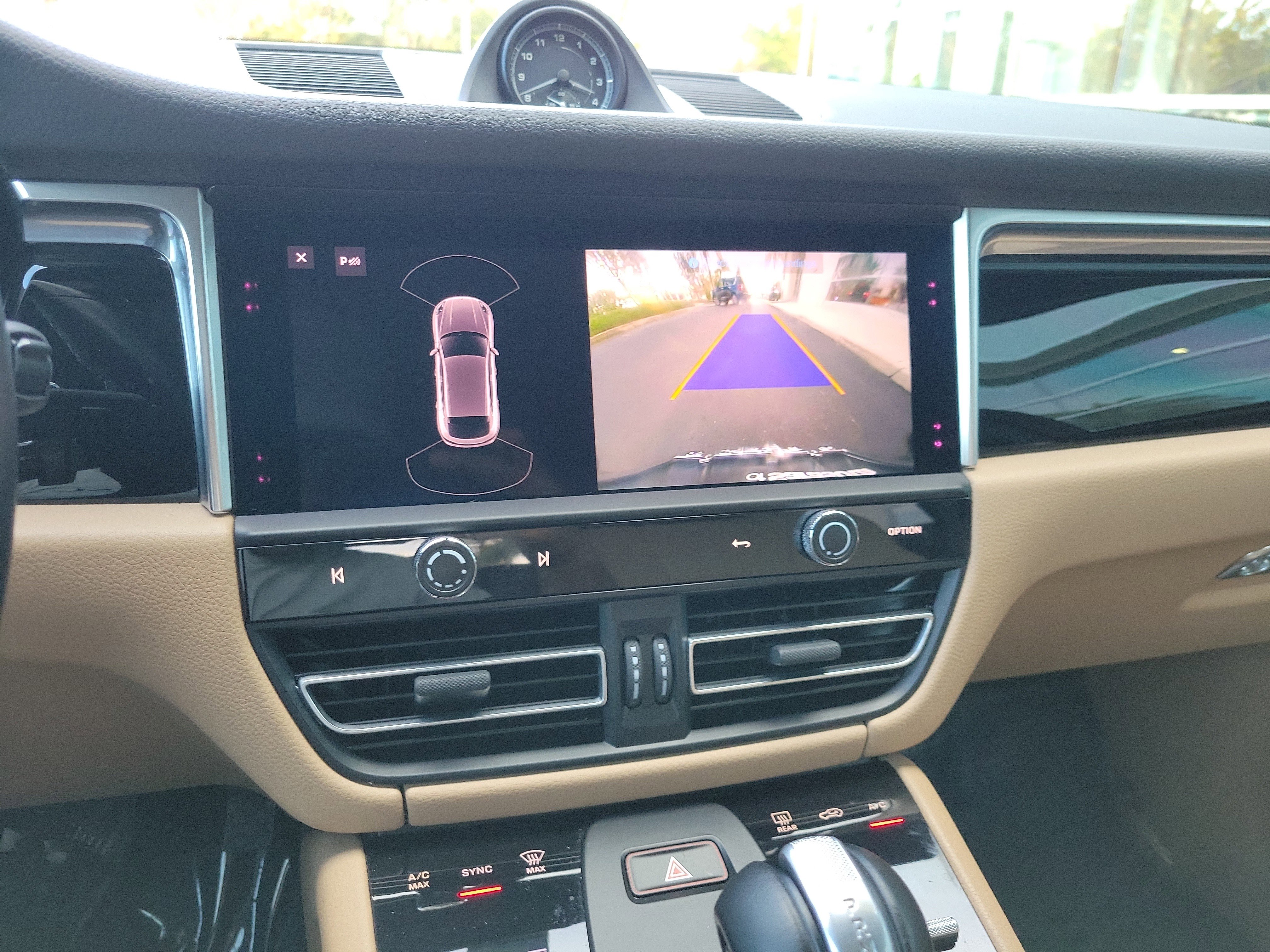 Used 2024 Porsche Macan image 23