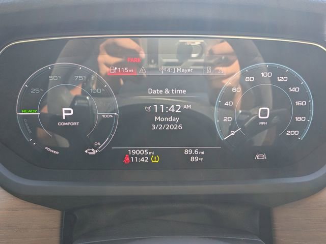 Used 2023 Audi e-tron GT Premium Plus image 21