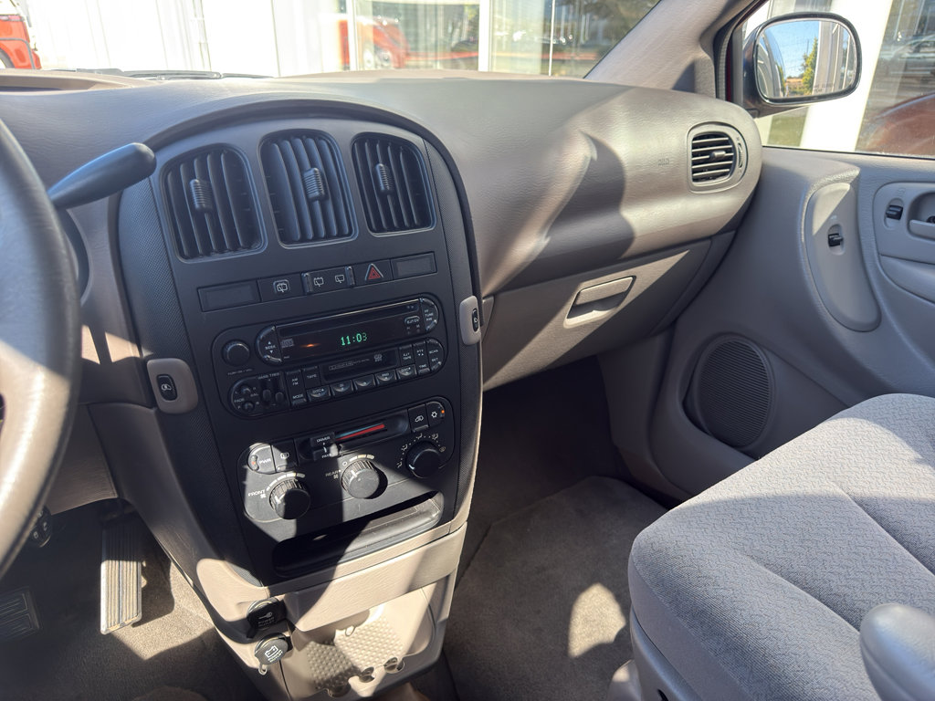 Used 2003 Dodge Grand Caravan Sport image 11