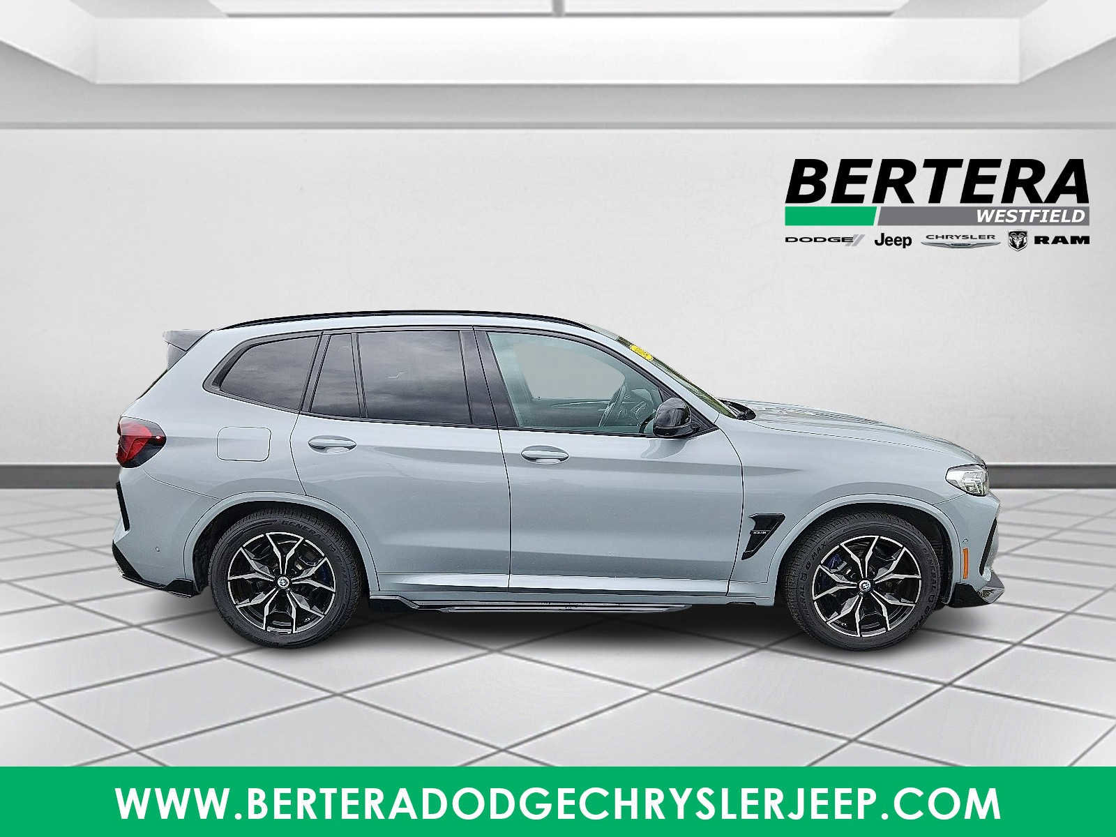 Used 2024 BMW X3 M40i w/ Premium Package image 7