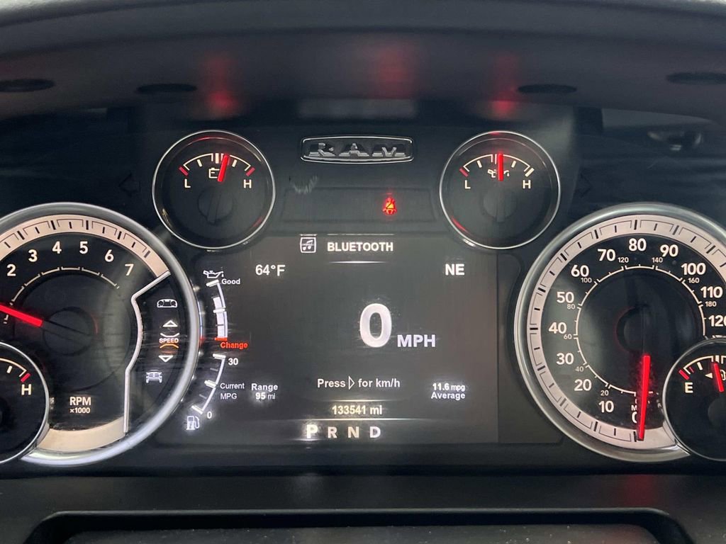 Used 2018 RAM 1500 SLT AWD/4WD image 16