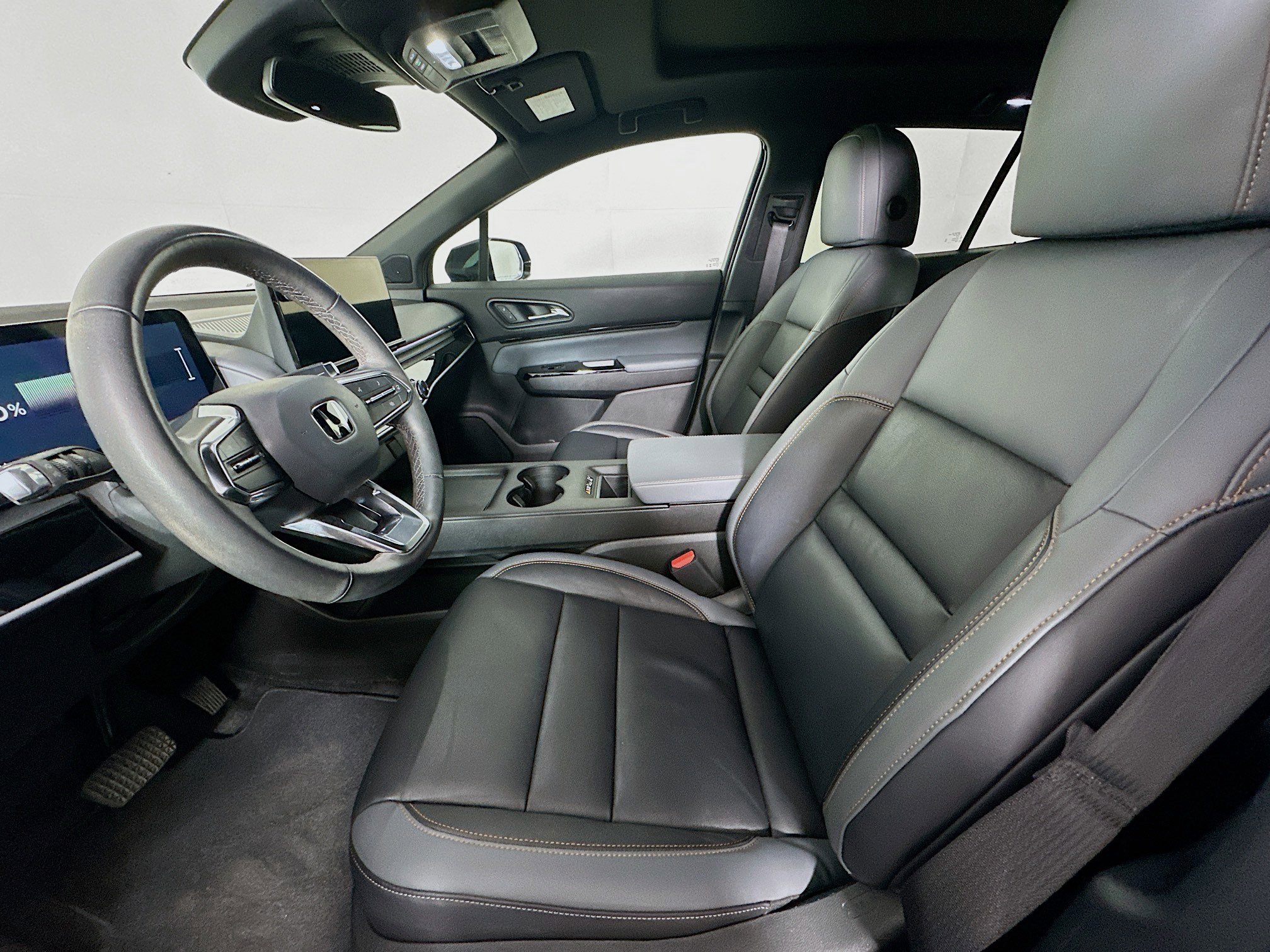 Used 2025 Honda Prologue Touring image 13