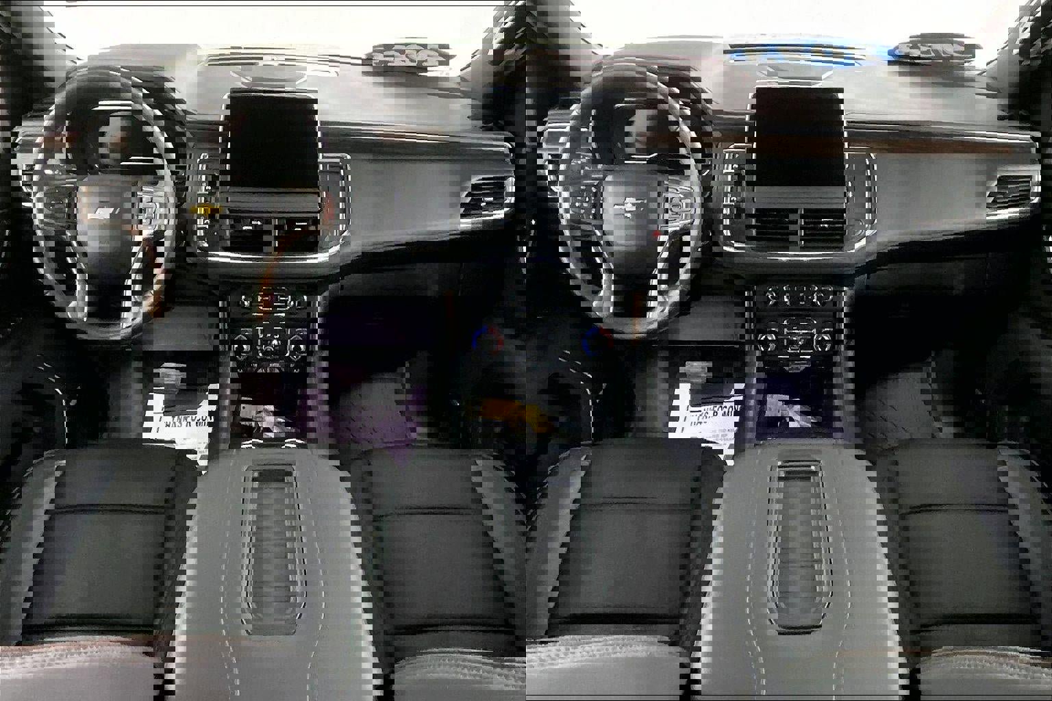 Used 2023 Chevrolet Suburban High Country image 7