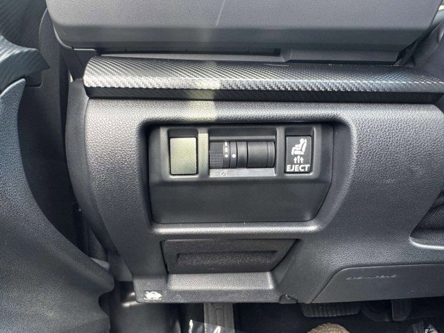 Used 2024 Subaru Crosstrek 2.0i Premium AWD/4WD image 22