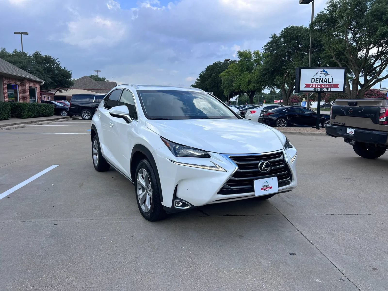 Used 2017 Lexus NX 200t FWD w/ Premium Package image 1