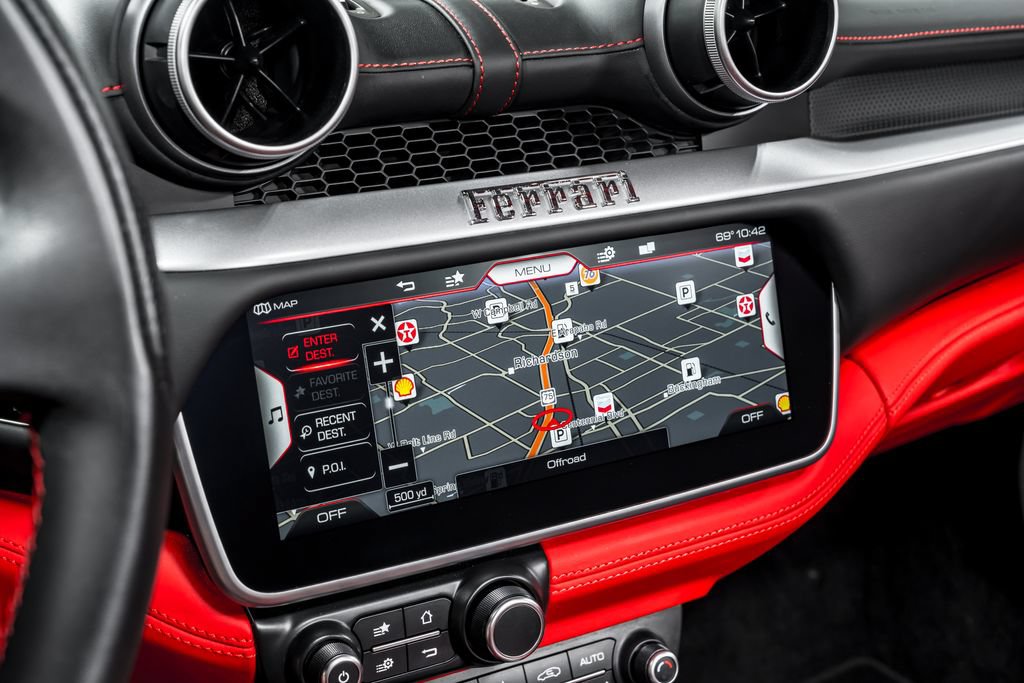 Used 2020 Ferrari Portofino RWD image 23