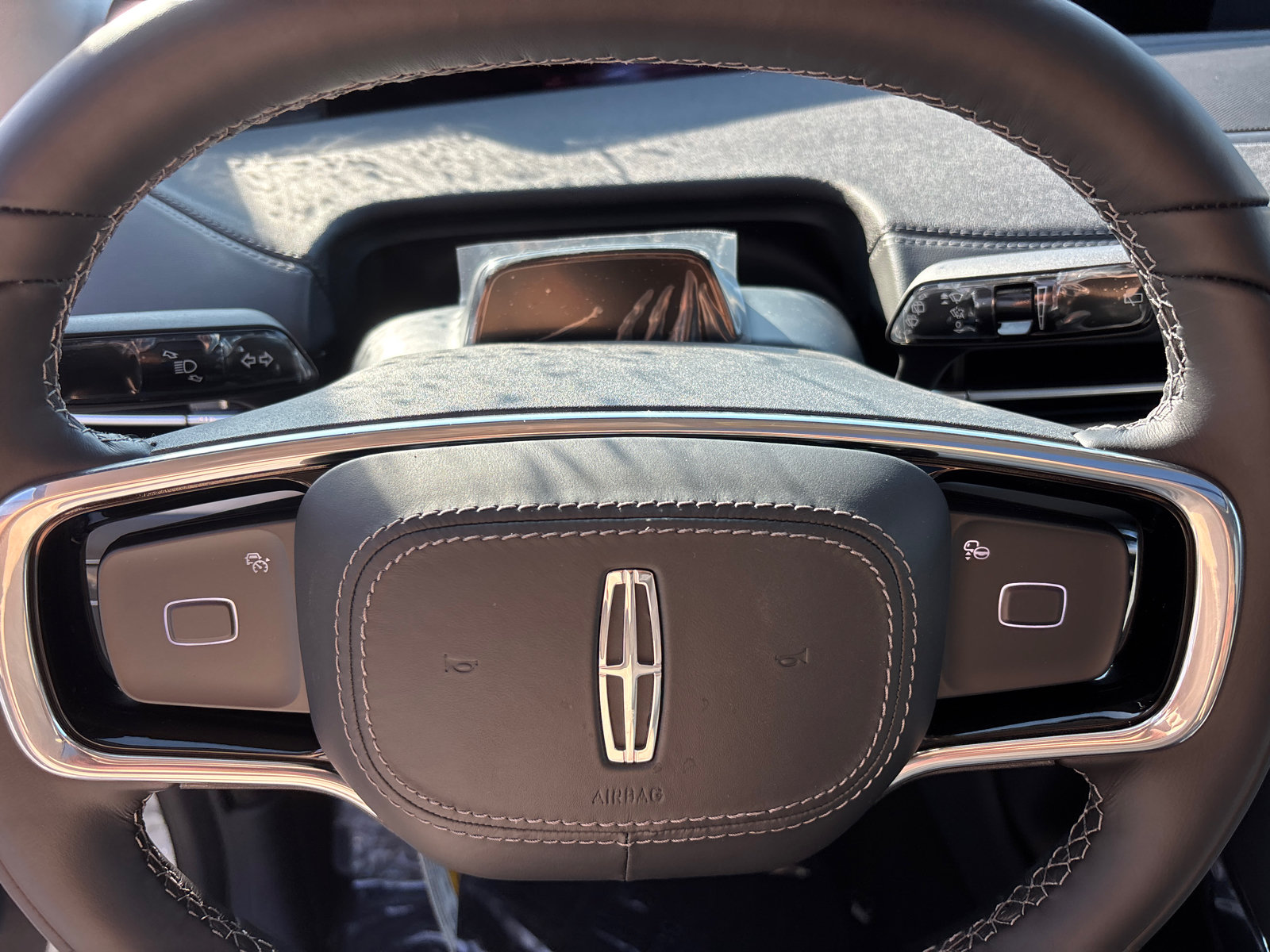 New 2027 Lincoln Navigator L Reserve AWD/4WD image 15
