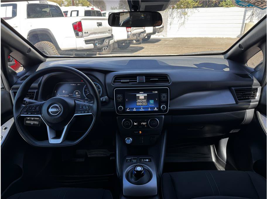 Used 2025 Nissan Leaf S FWD image 17