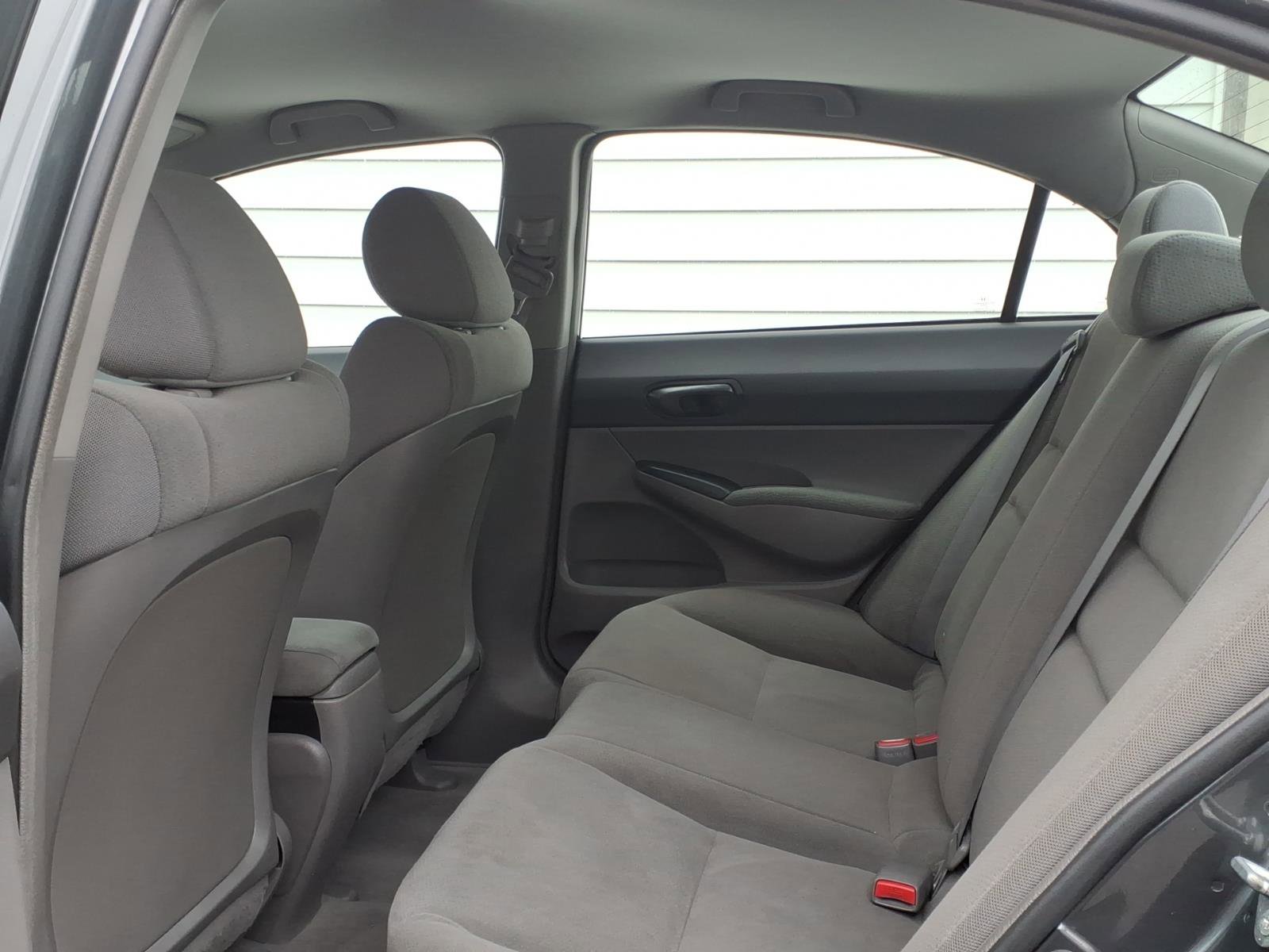 Used 2010 Honda Civic DX-VP image 10