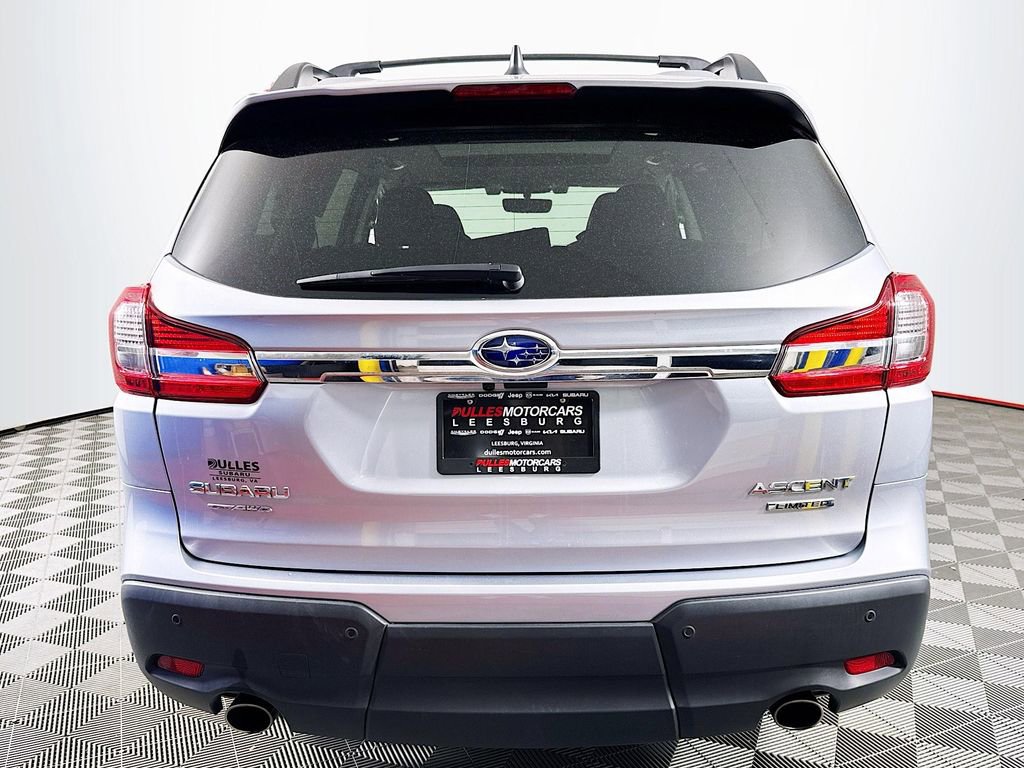 Used 2022 Subaru Ascent Limited w/ Technology Package AWD/4WD image 6