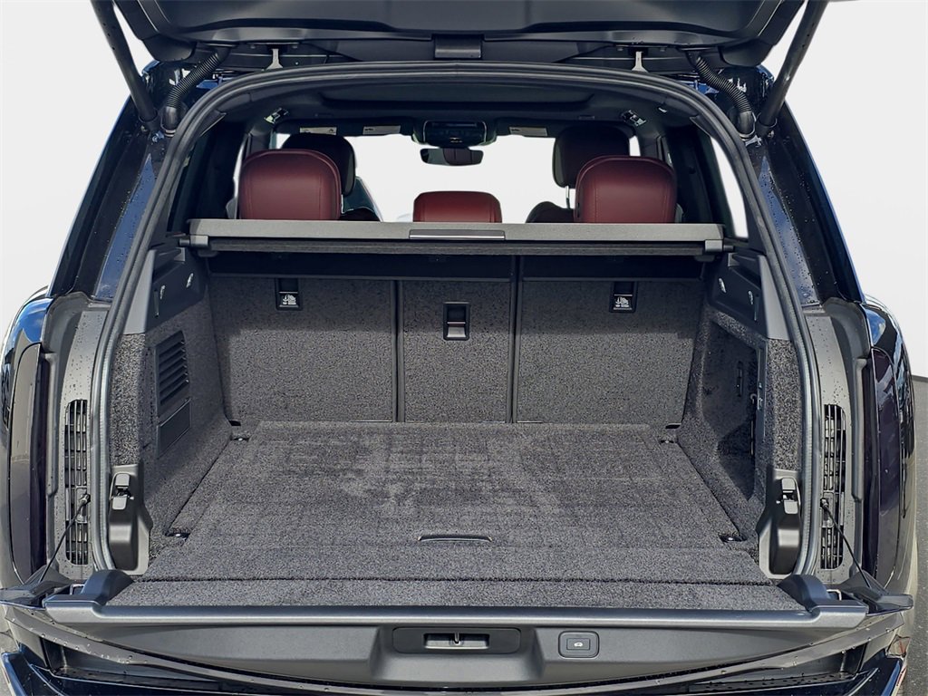 New 2026 Land Rover Range Rover SE image 12